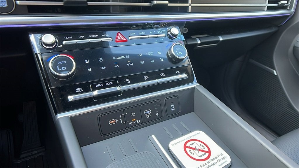 2025 Hyundai SANTA FE Limited