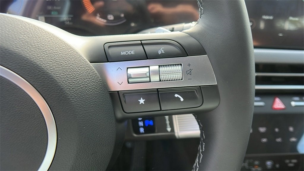 2025 Hyundai SONATA HYBRID SEL
