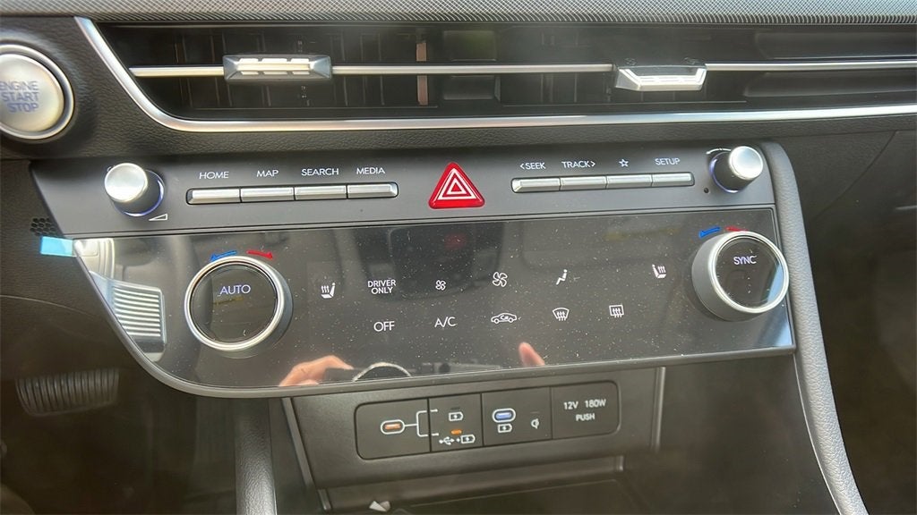 2025 Hyundai SONATA HYBRID SEL