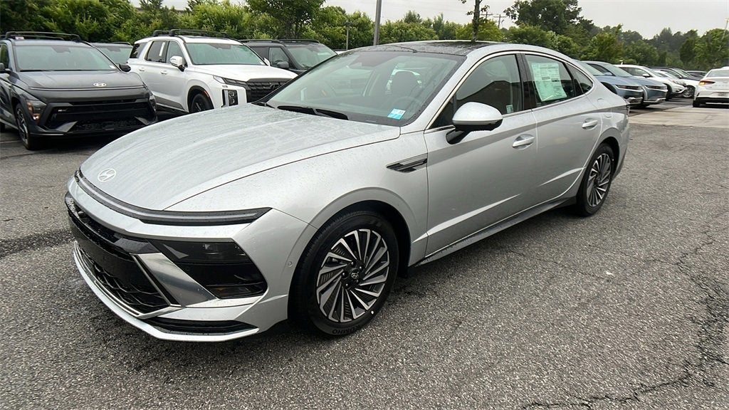 2025 Hyundai SONATA HYBRID Limited