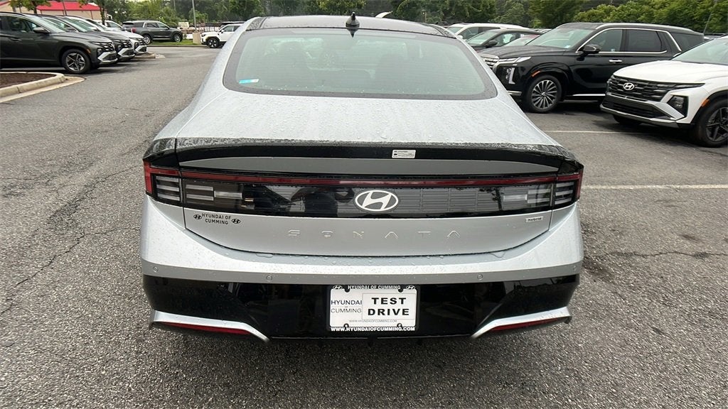 2025 Hyundai SONATA HYBRID Limited
