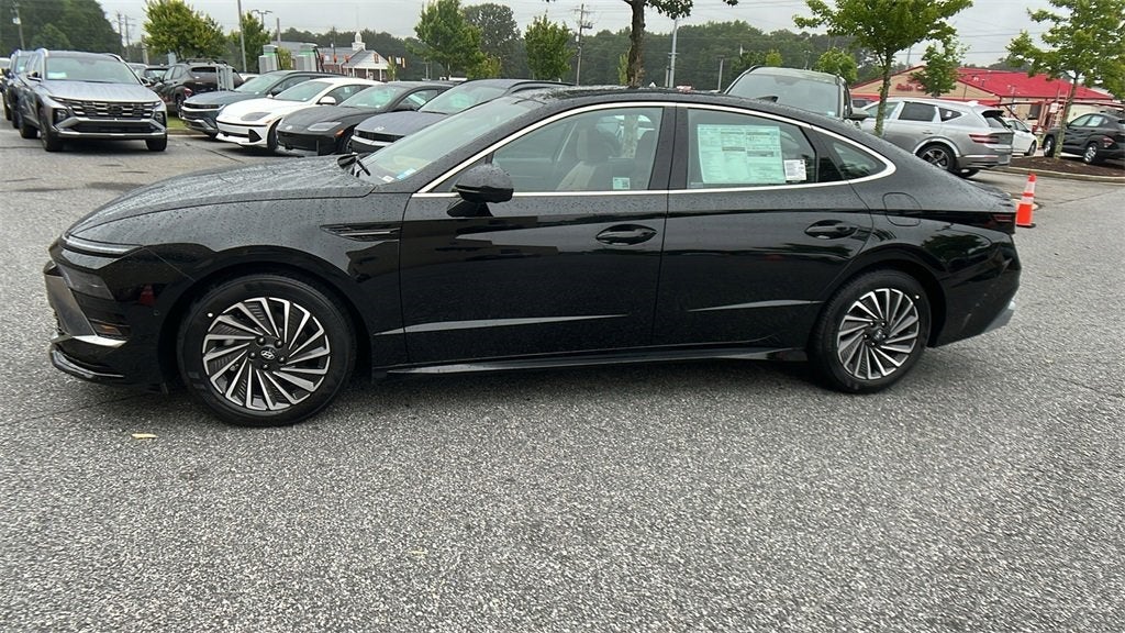 2025 Hyundai SONATA HYBRID Limited