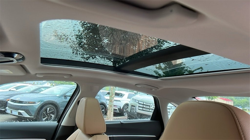 2025 Hyundai SONATA HYBRID Limited