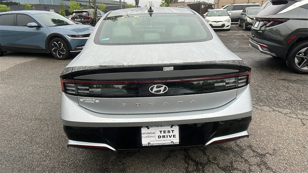 2025 Hyundai SONATA SEL