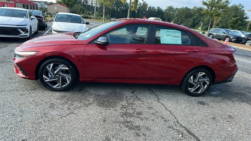 2025 Hyundai ELANTRA SEL Sport