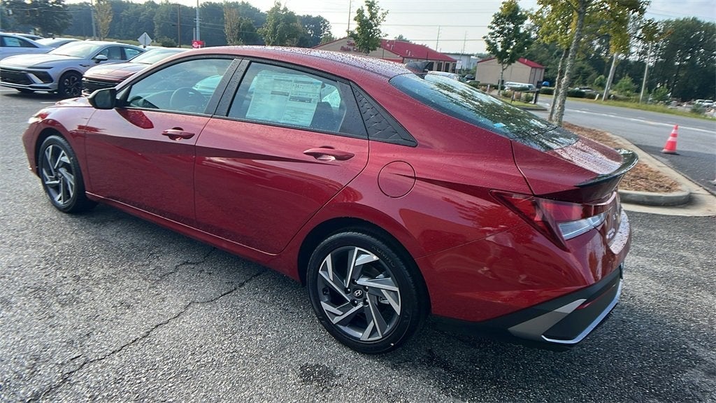 2025 Hyundai ELANTRA SEL Sport