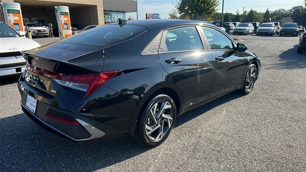 2025 Hyundai ELANTRA HYBRID SEL Sport