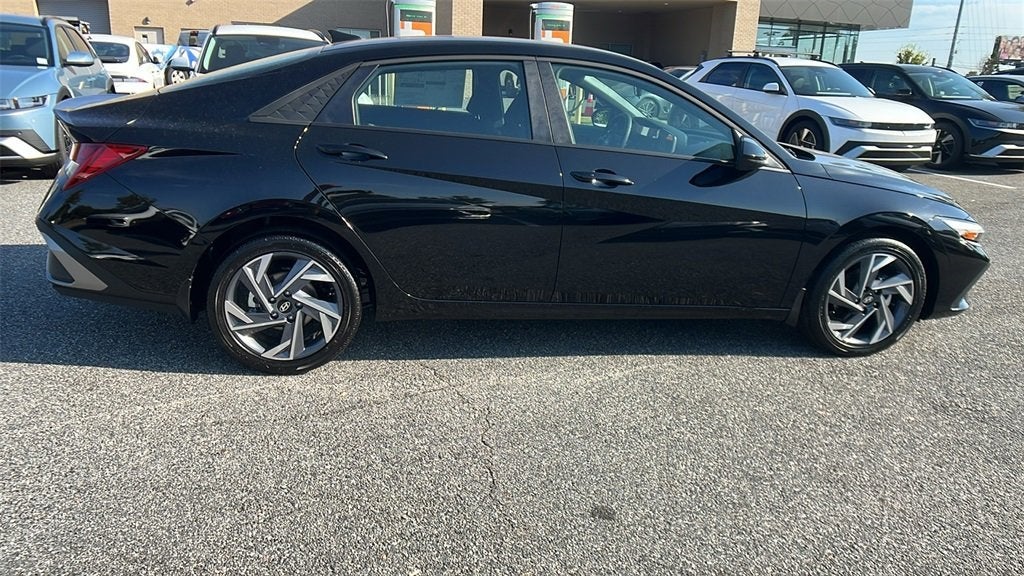 2025 Hyundai ELANTRA HYBRID SEL Sport
