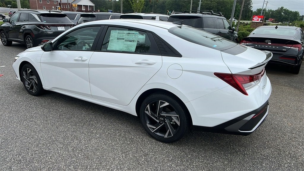 2025 Hyundai ELANTRA HYBRID SEL Sport