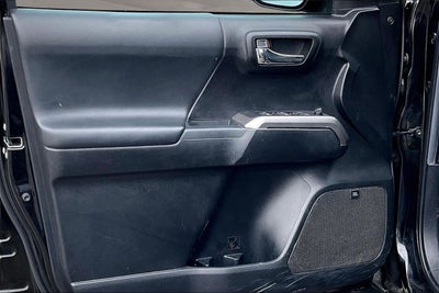 2022 Toyota Tacoma Limited V6