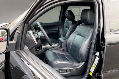 2022 Toyota Tacoma Limited V6