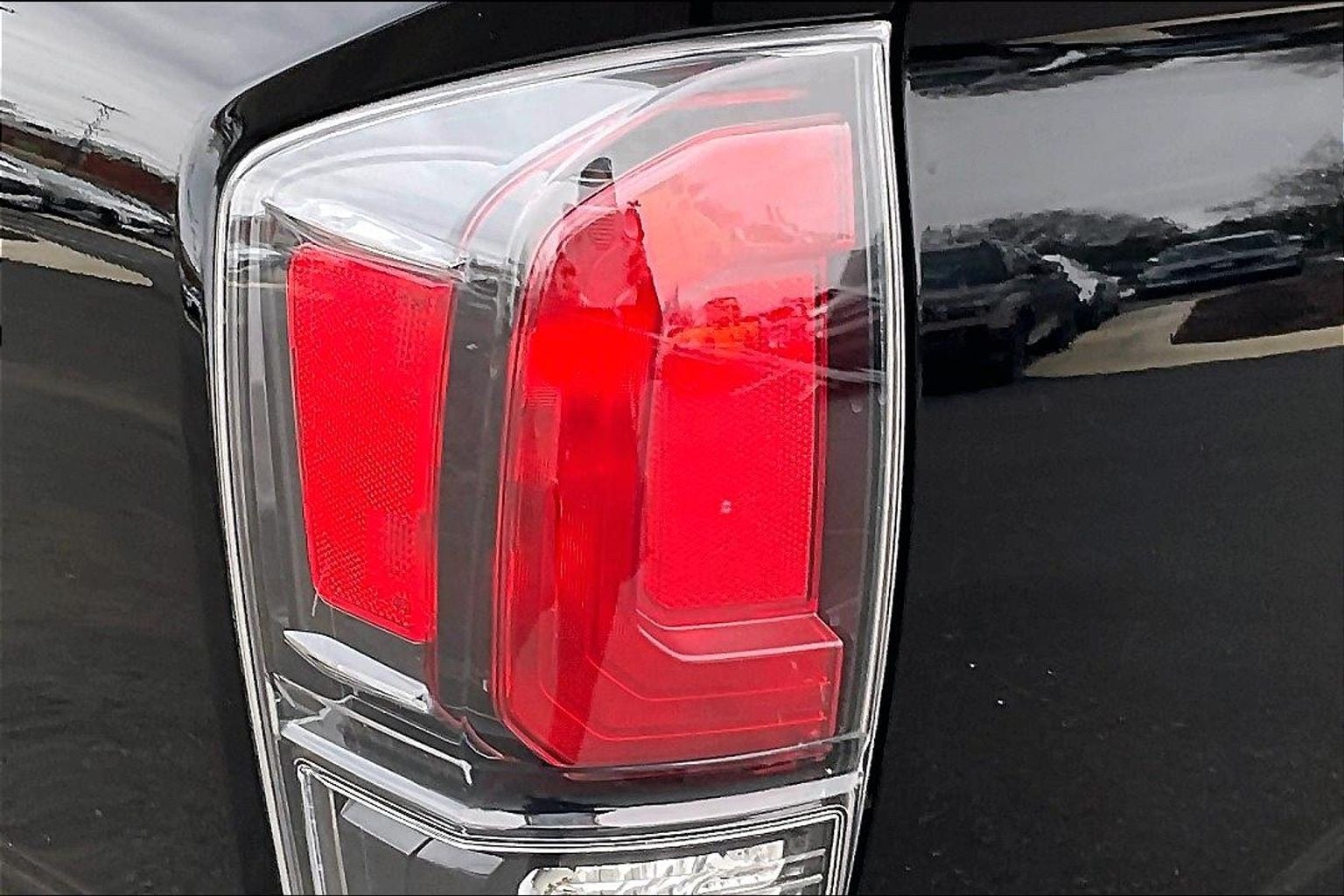 2022 Toyota Tacoma Limited V6