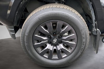 2022 Toyota Tacoma Limited V6