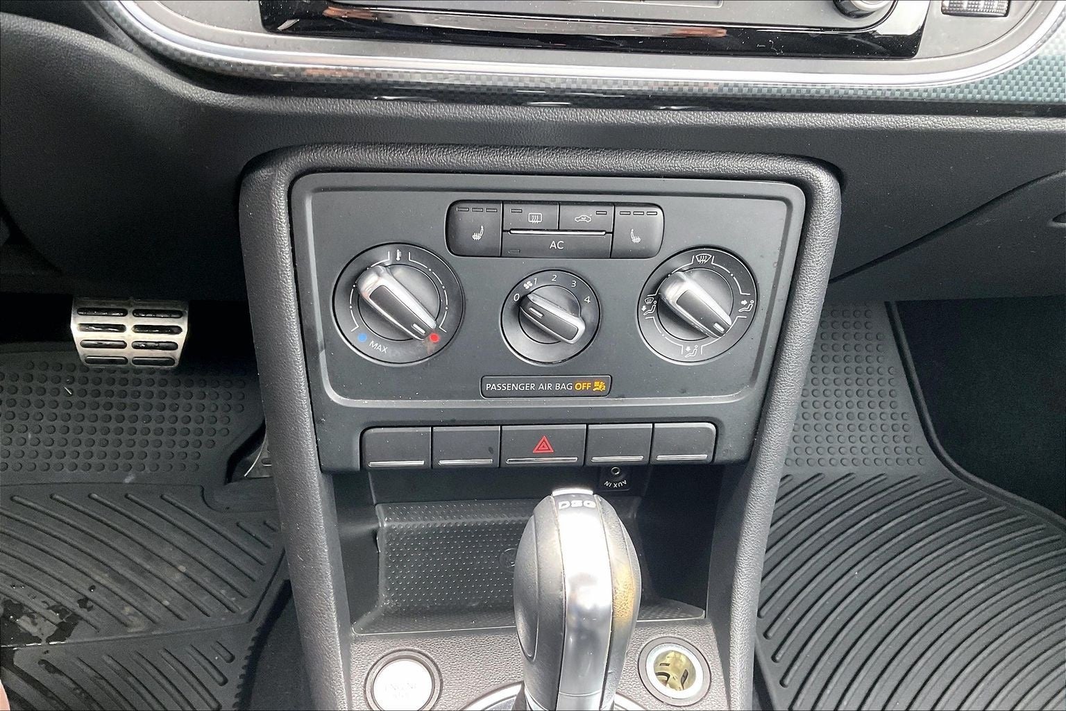 2012 Volkswagen Beetle 2.0 TSi