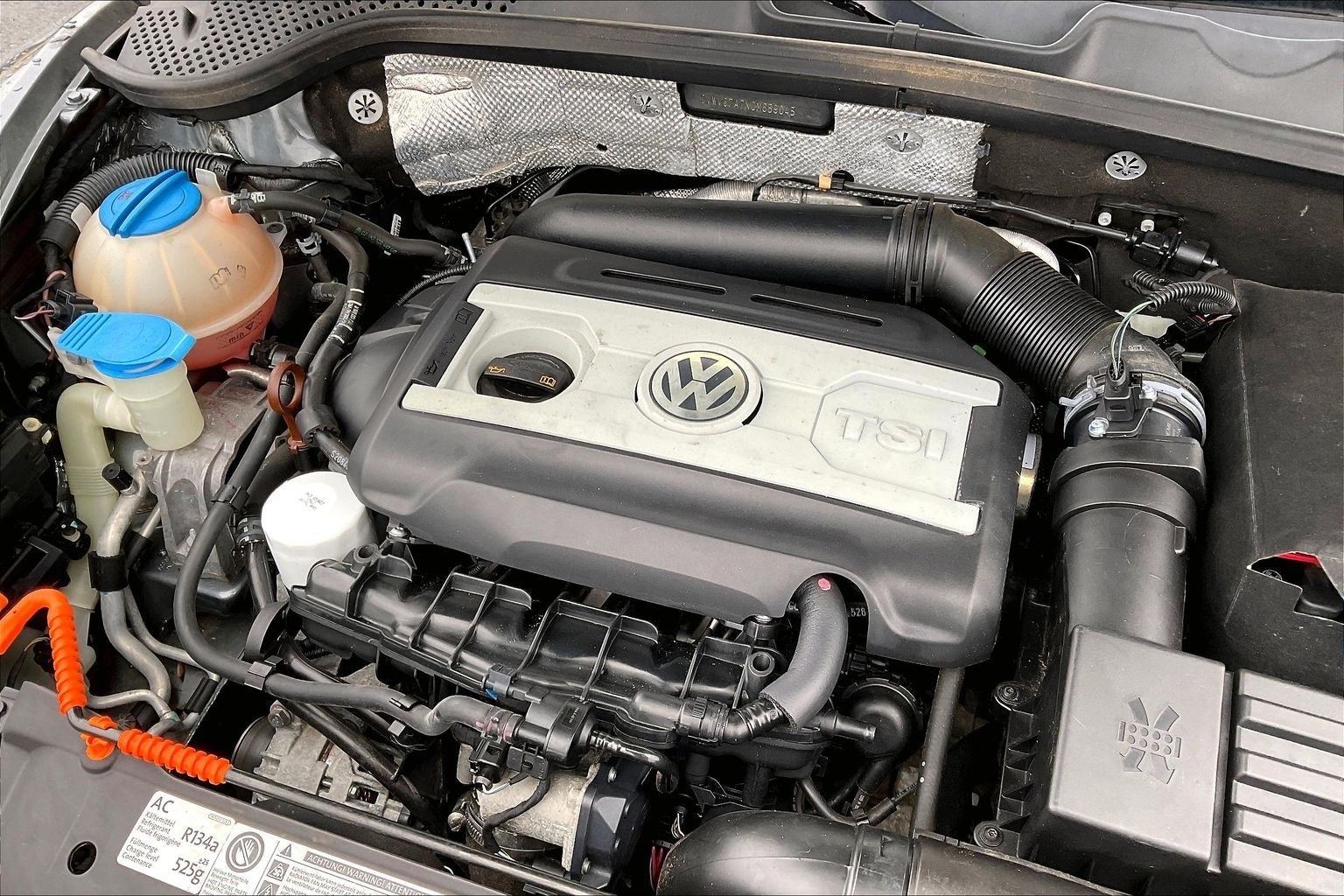 2012 Volkswagen Beetle 2.0 TSi