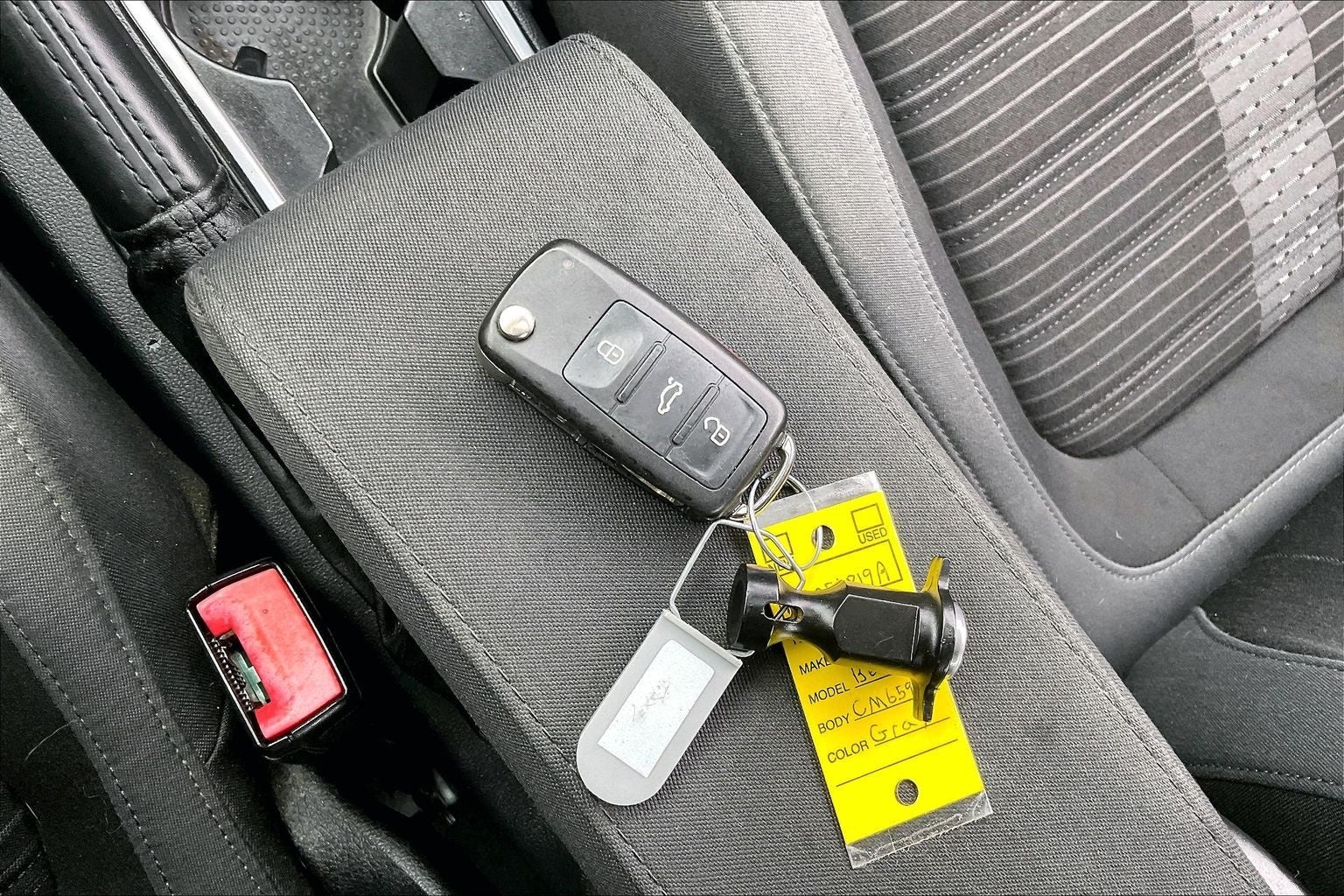 2012 Volkswagen Beetle 2.0 TSi