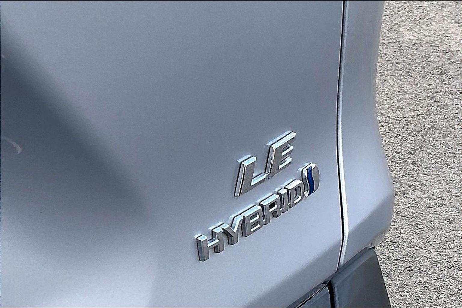 2024 Toyota RAV4 Hybrid LE
