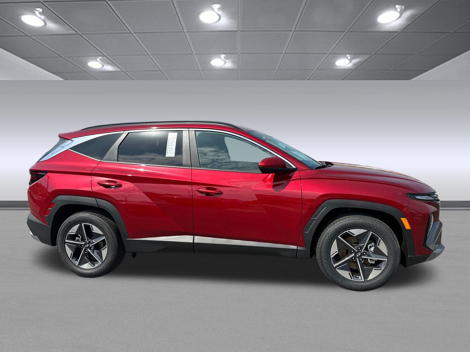 2025 Hyundai TUCSON SEL FWD