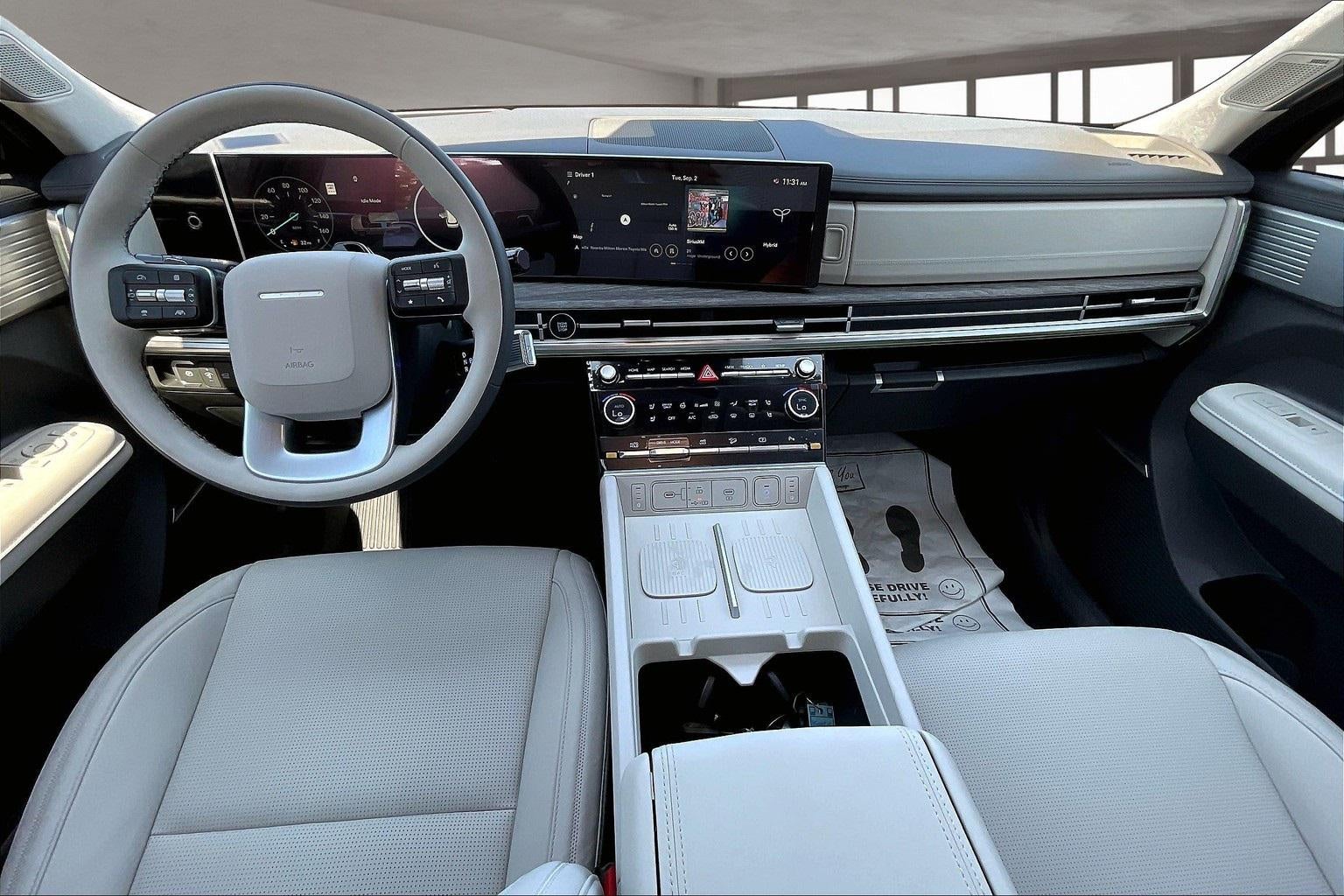 2025 Hyundai SANTA FE HYBRID Calligraphy