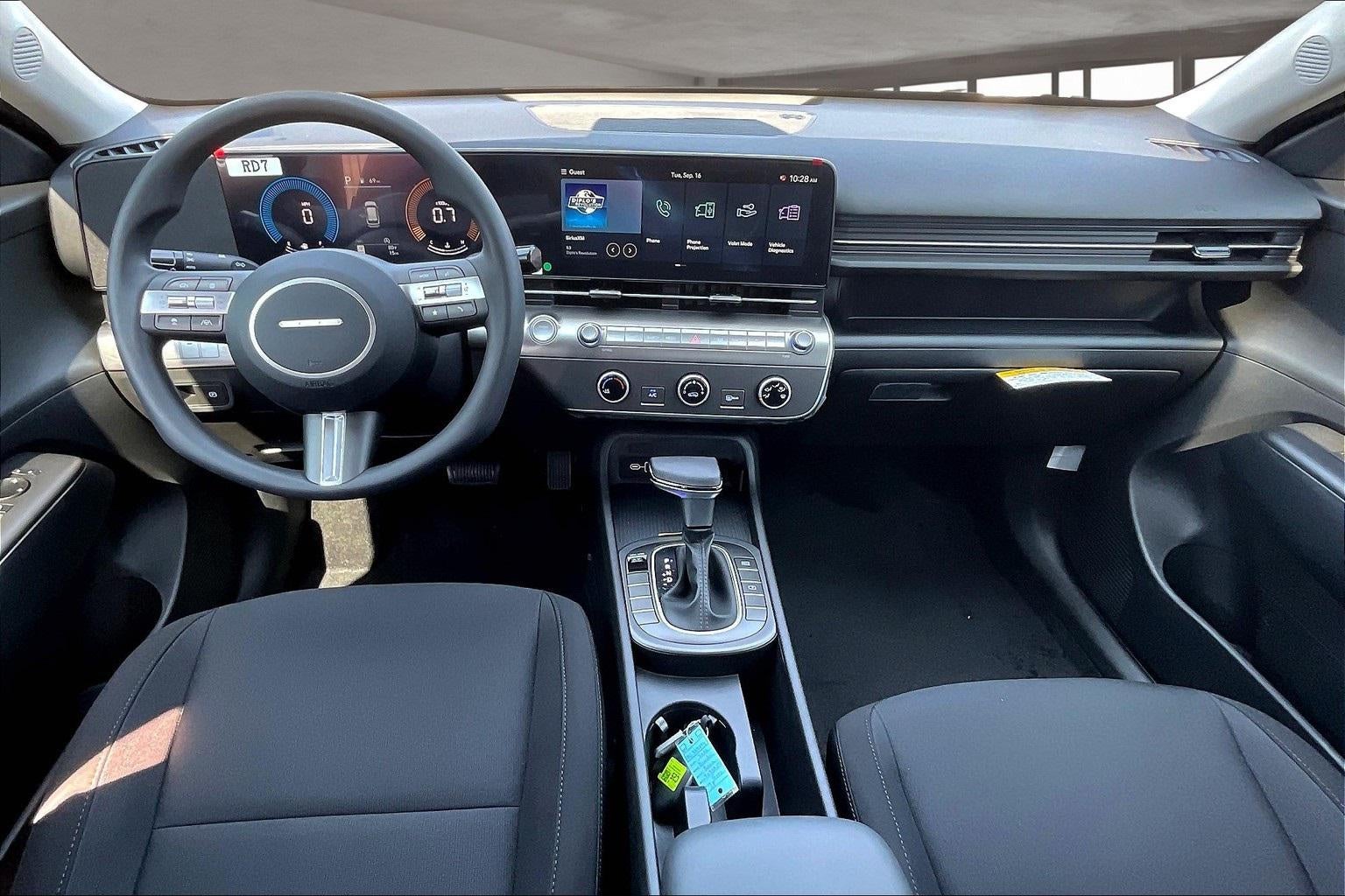 2026 Hyundai KONA SE FWD