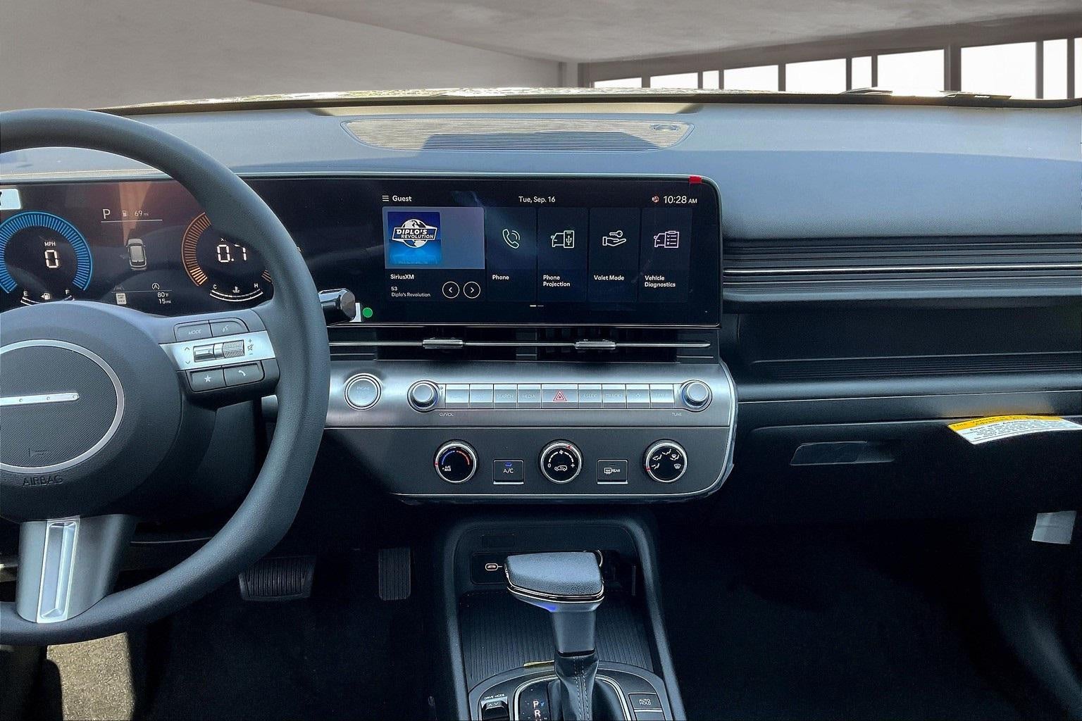 2026 Hyundai KONA SE FWD