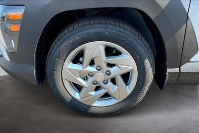 2026 Hyundai KONA SE FWD