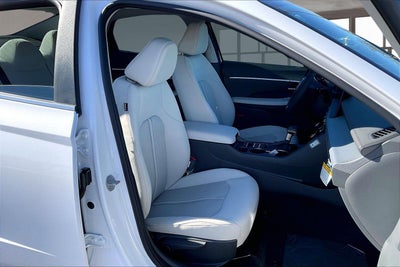 2026 Hyundai SONATA SE