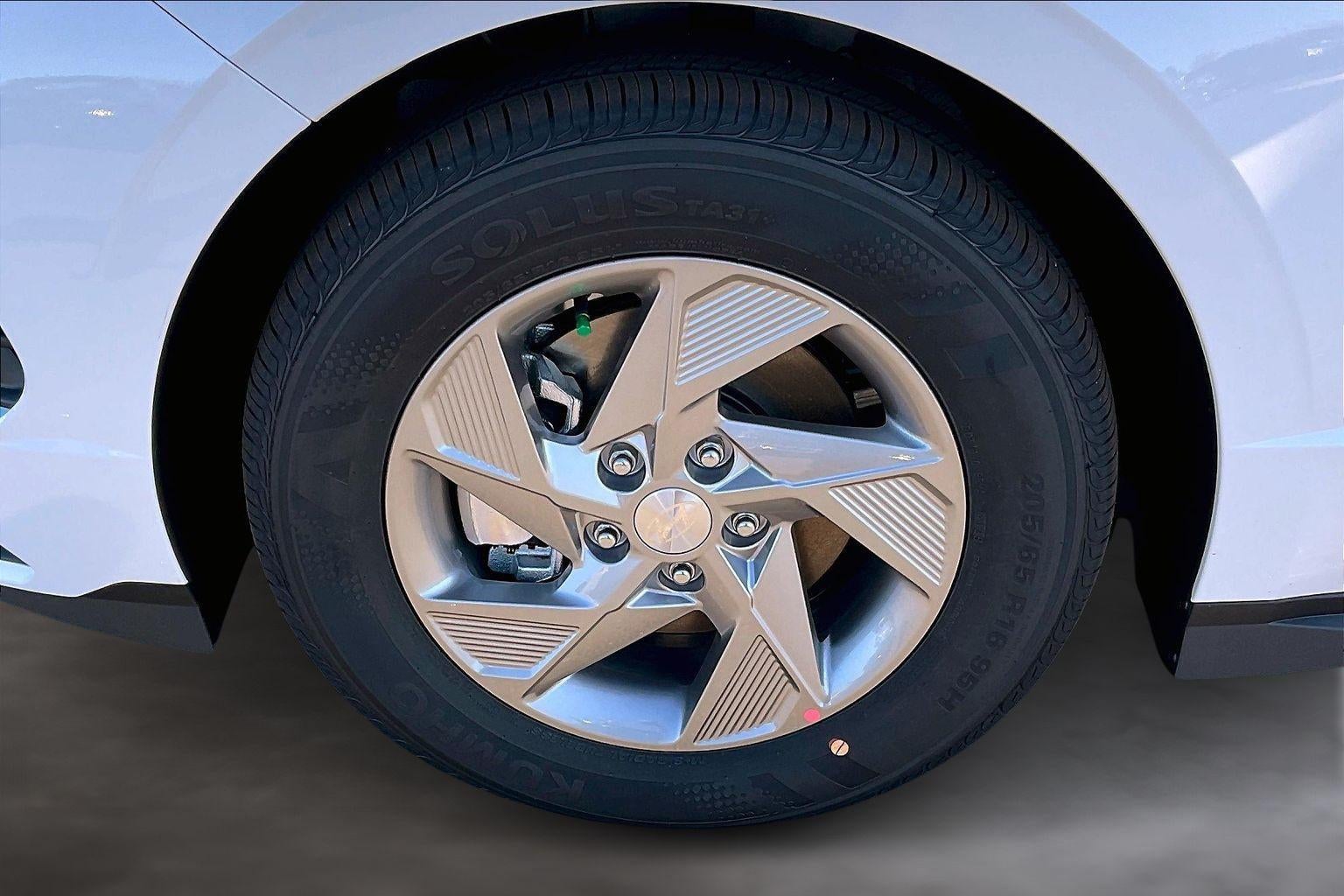 2026 Hyundai SONATA SE