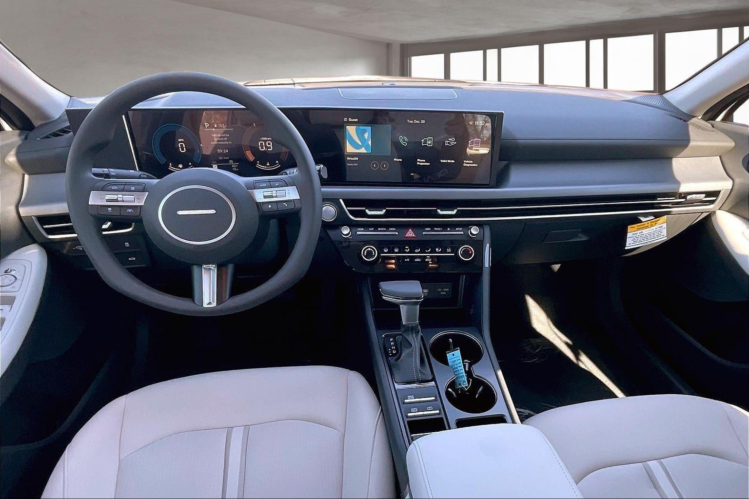 2026 Hyundai SONATA SE