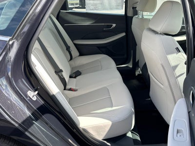 2025 Hyundai SONATA SE