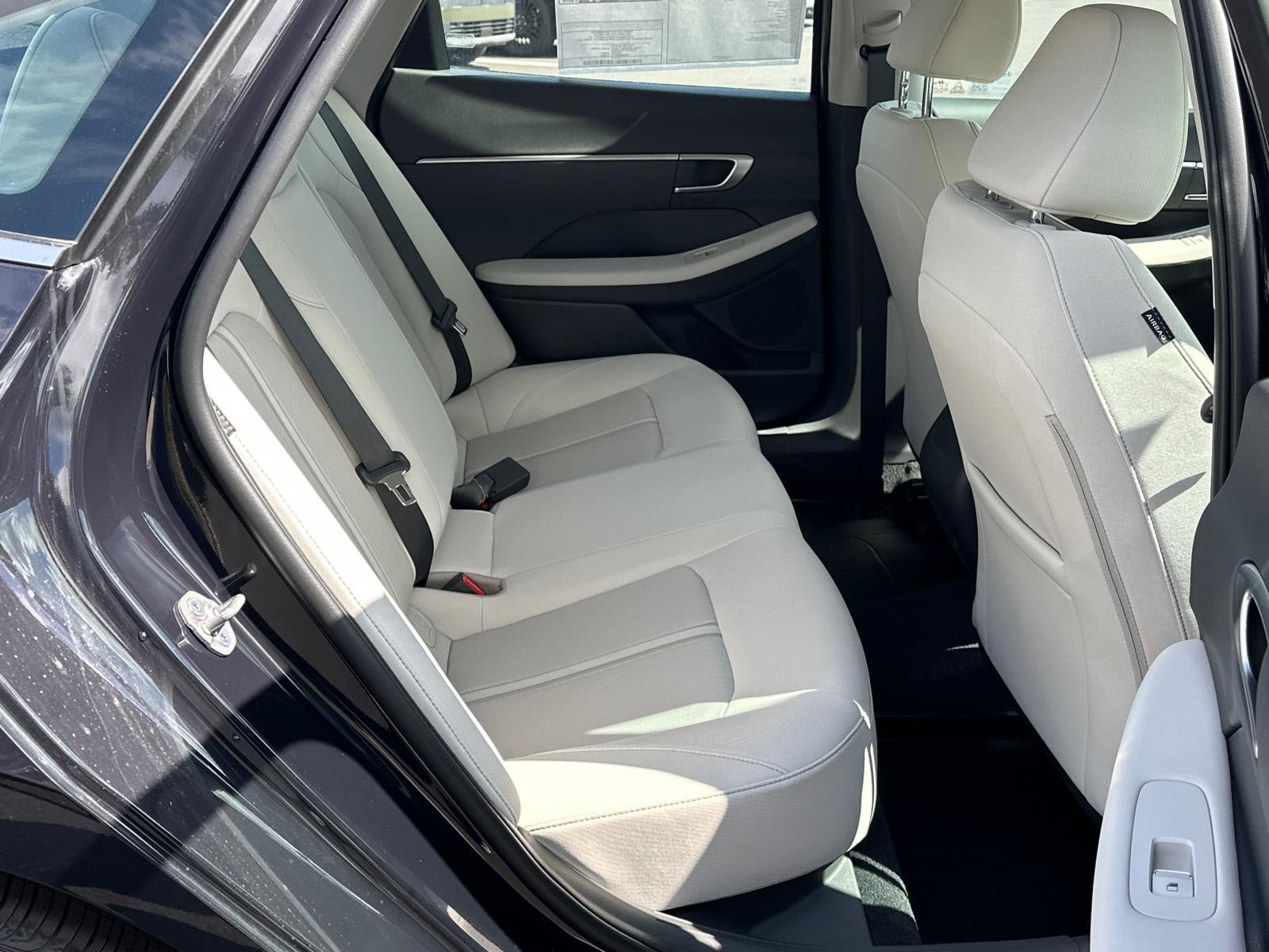 2025 Hyundai SONATA SE