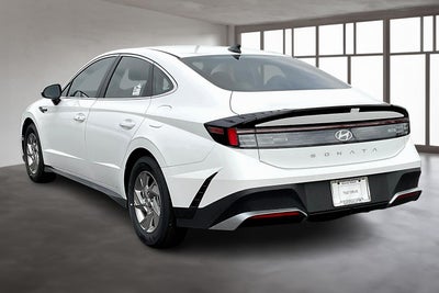 2025 Hyundai SONATA SE