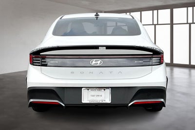 2025 Hyundai SONATA SE