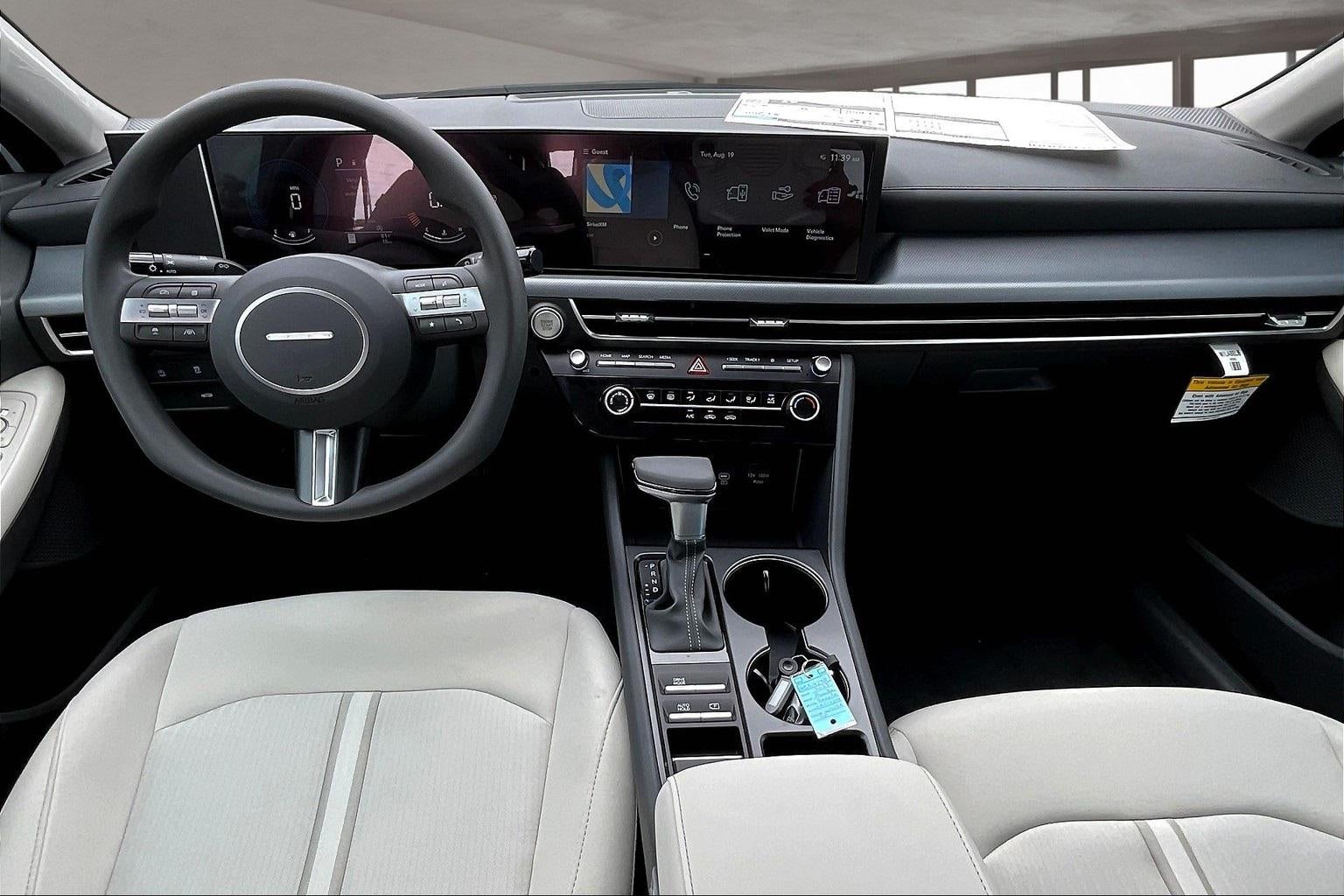 2025 Hyundai SONATA SE