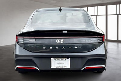 2025 Hyundai SONATA SE