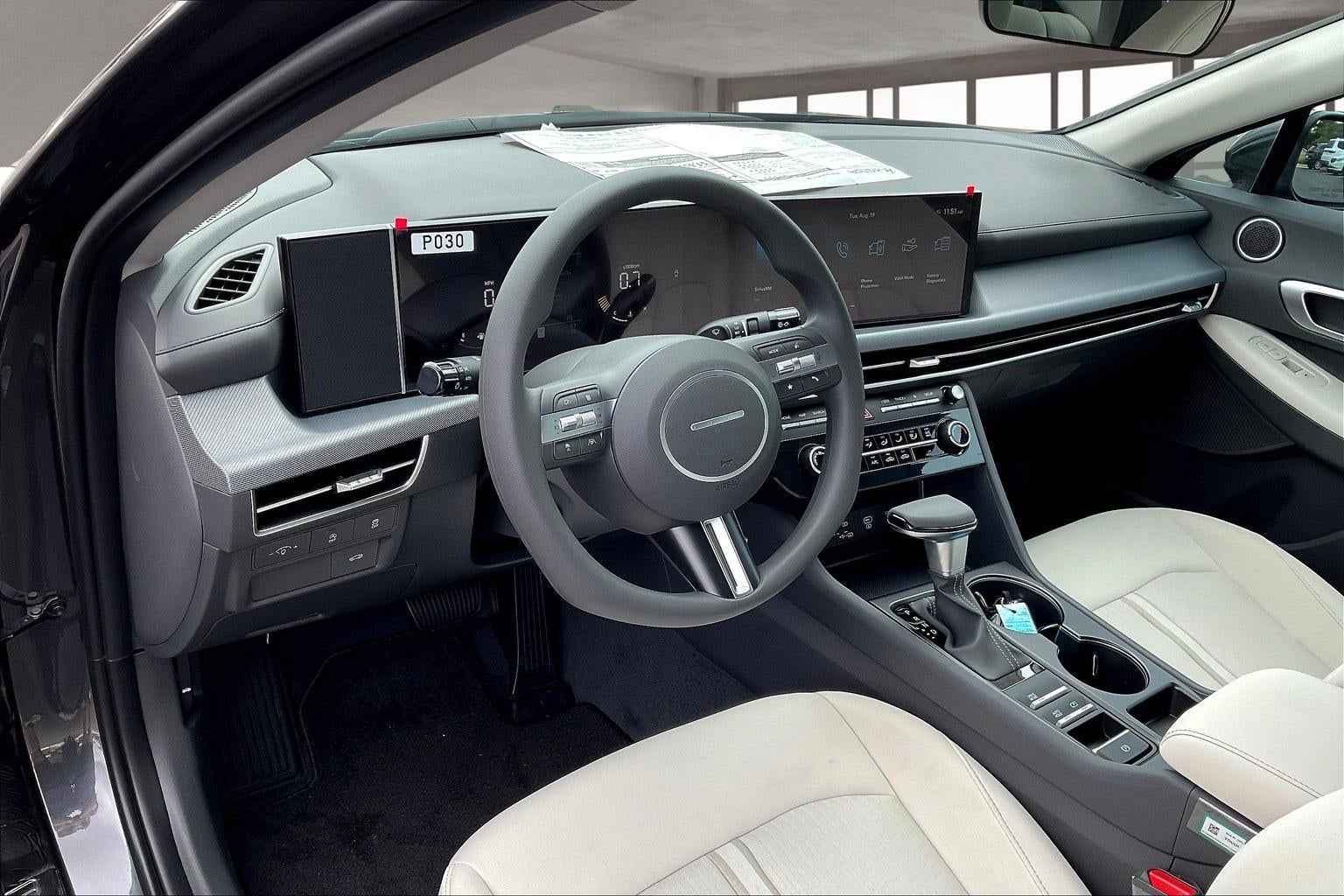 2025 Hyundai SONATA SE