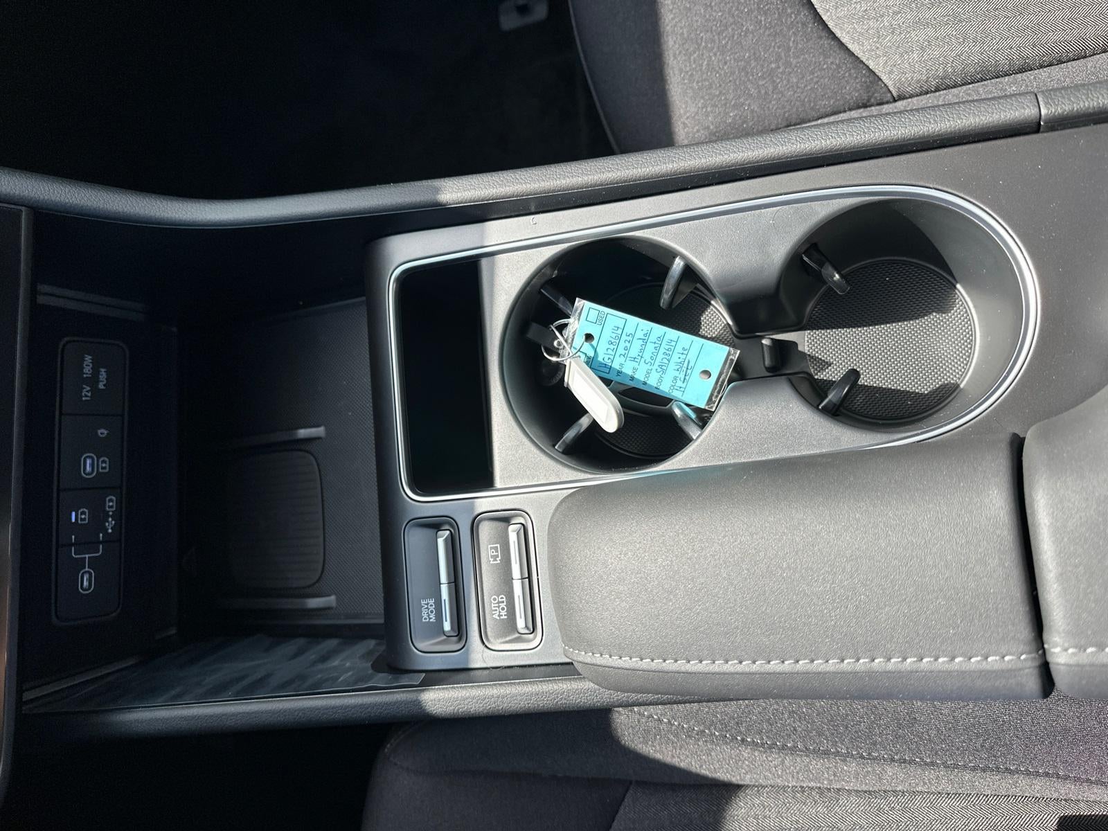 2025 Hyundai SONATA HYBRID SEL