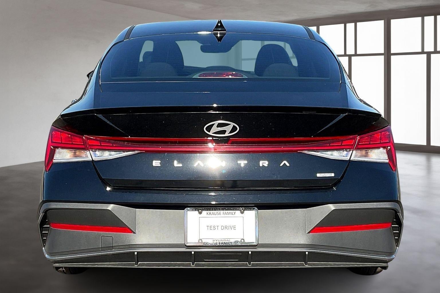 2025 Hyundai ELANTRA HYBRID SEL Sport