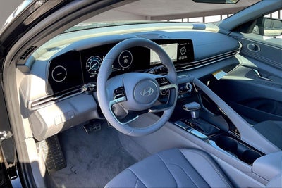 2025 Hyundai ELANTRA HYBRID SEL Sport
