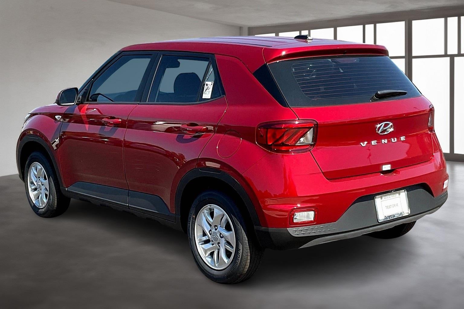 2025 Hyundai VENUE SE