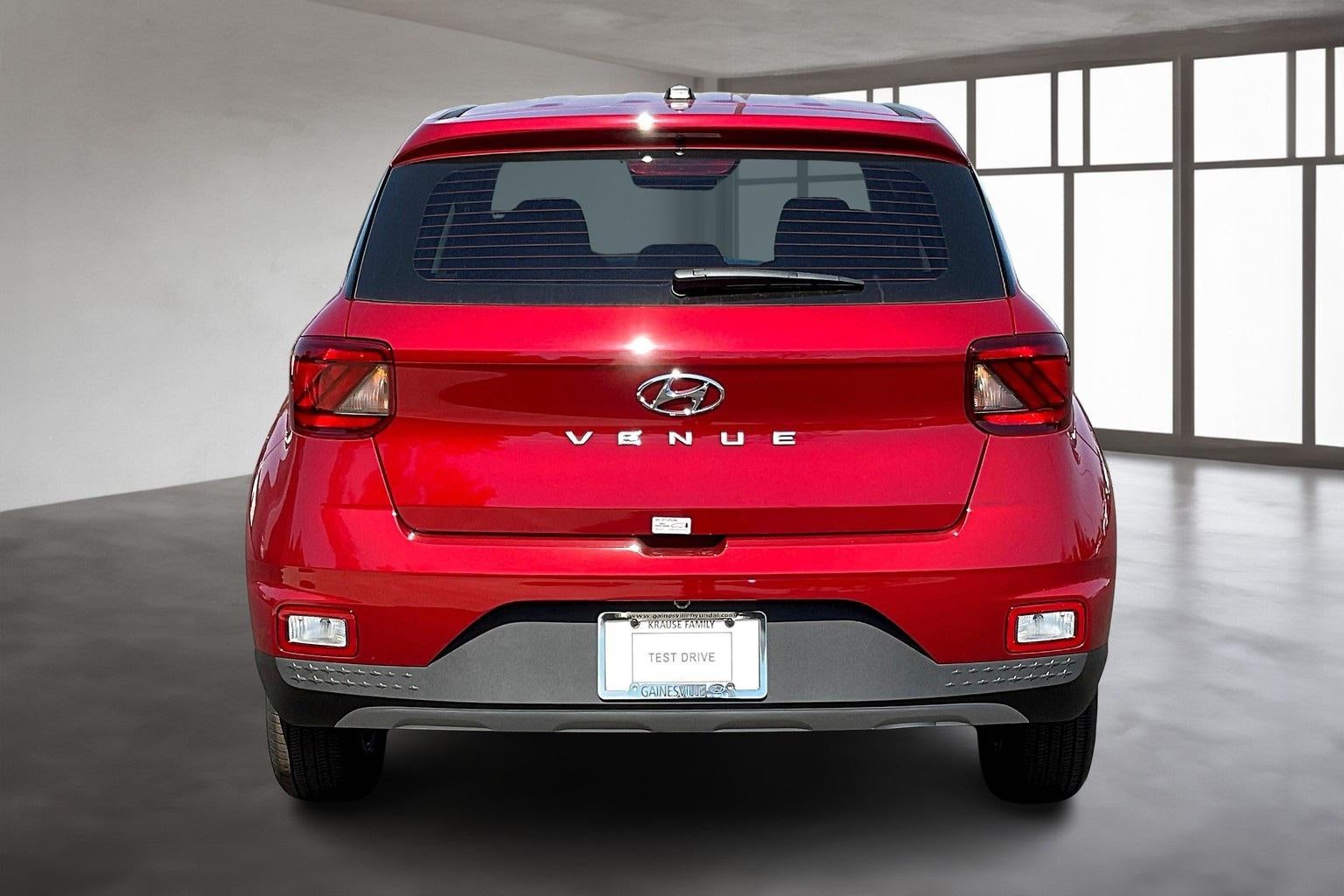 2025 Hyundai VENUE SE