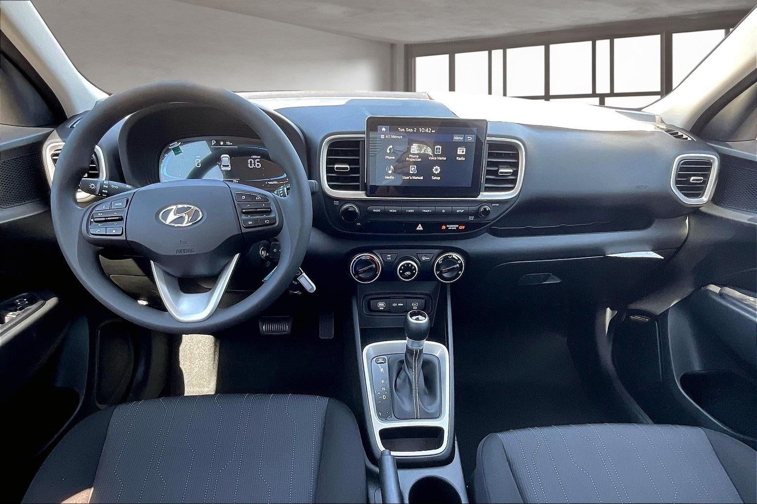 2025 Hyundai VENUE SE