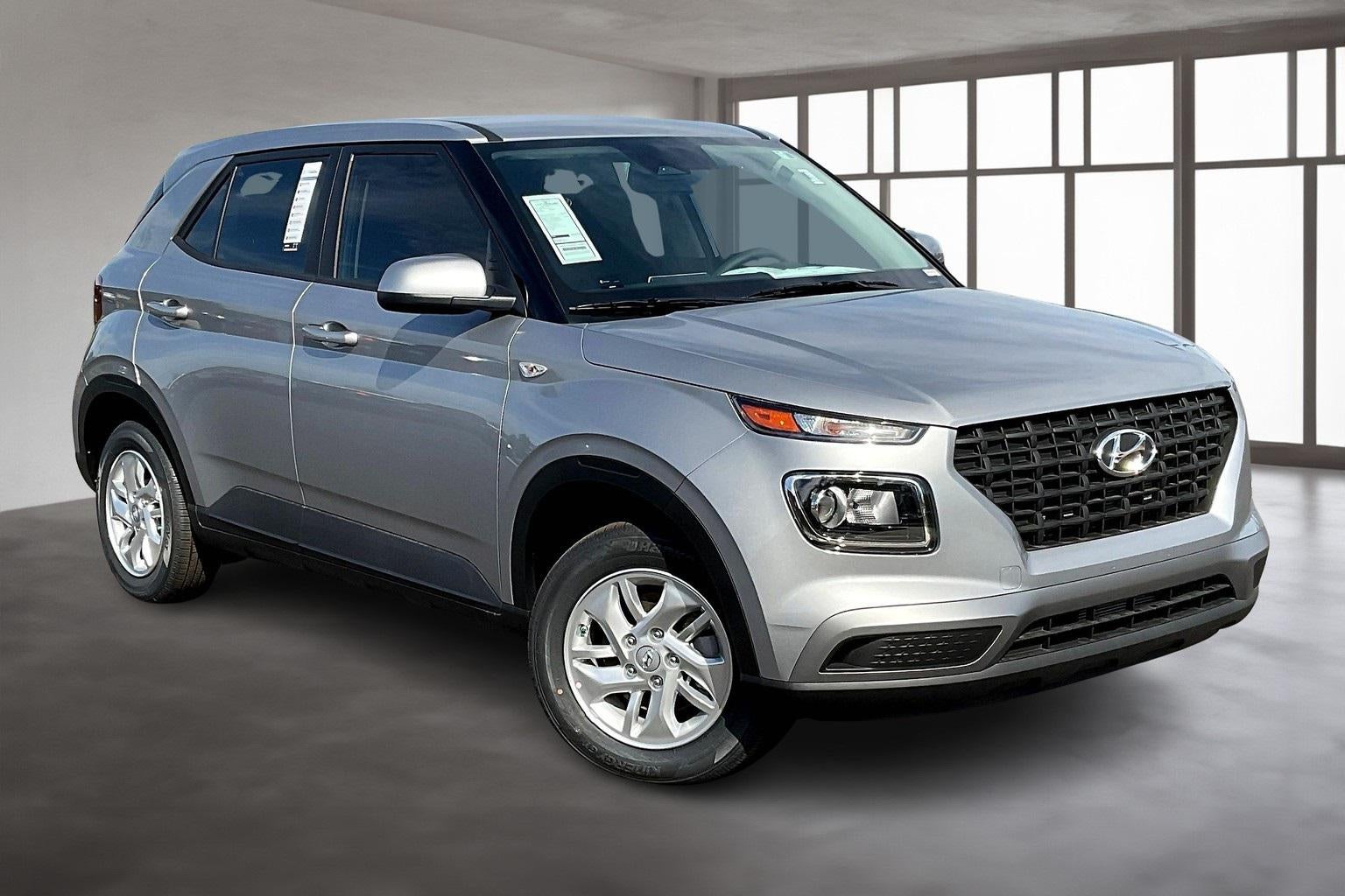 2025 Hyundai VENUE SE