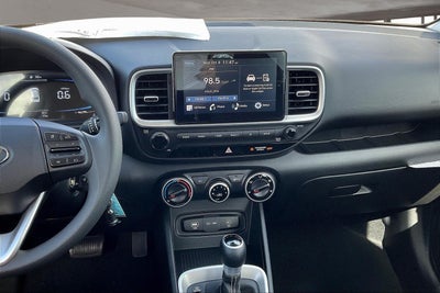 2025 Hyundai VENUE SE