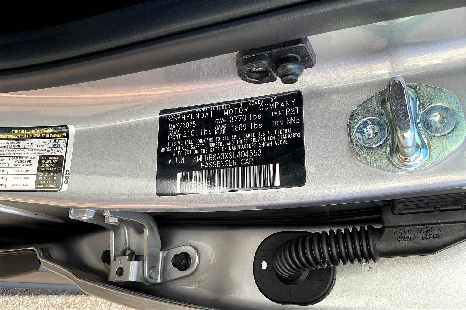 2025 Hyundai VENUE SE