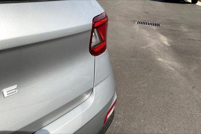 2025 Hyundai VENUE SE