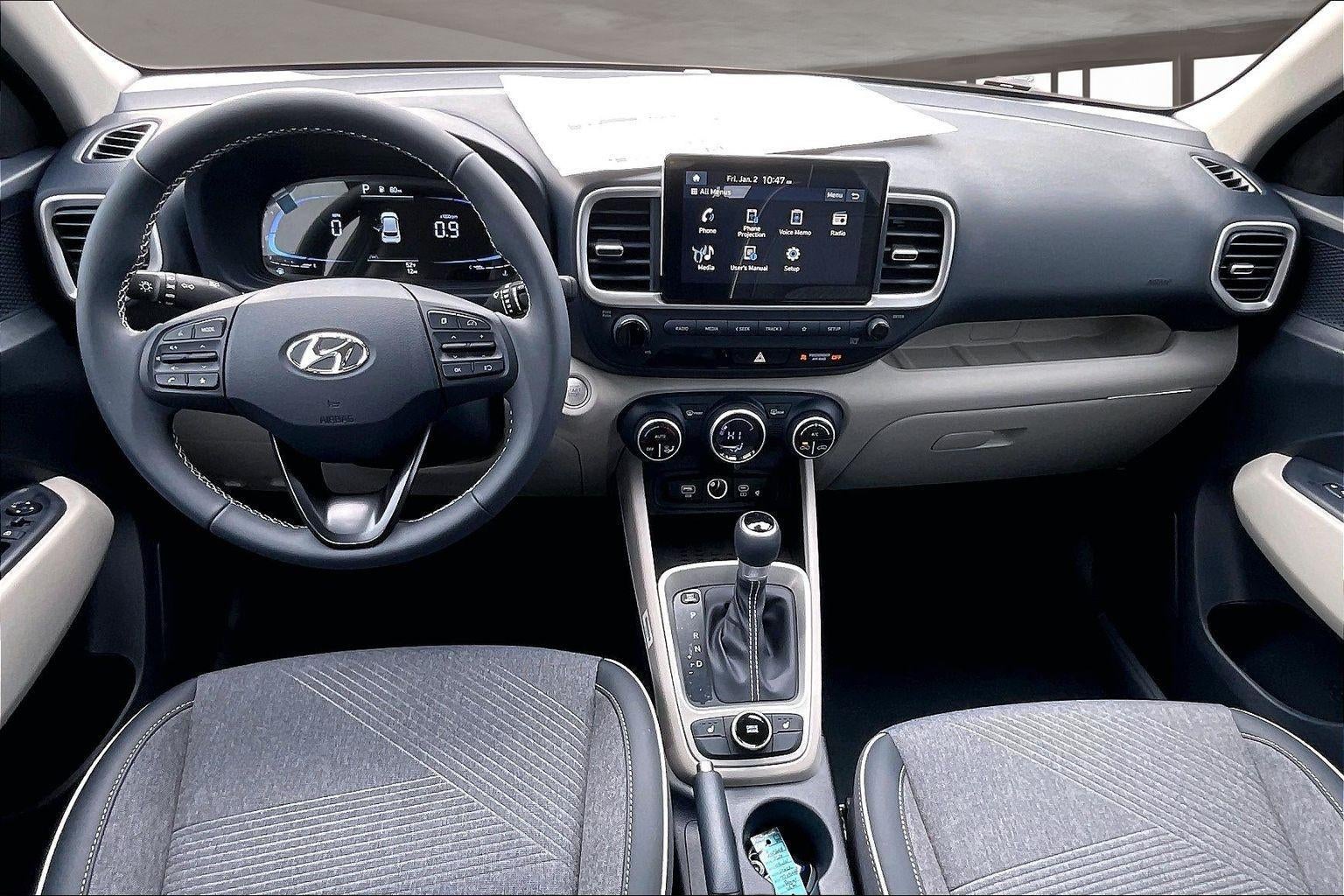 2026 Hyundai VENUE SEL W/Two-Tone Roof