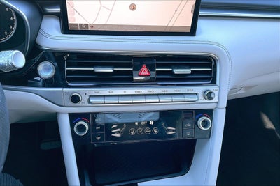 2024 Genesis G70 2.5T