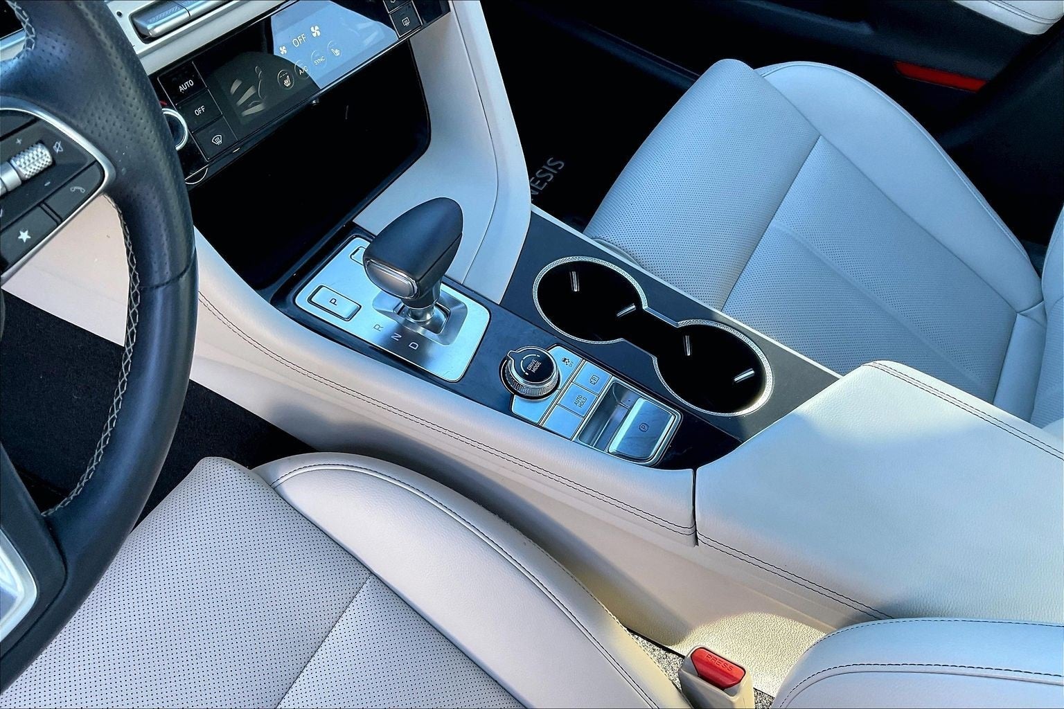 2024 Genesis G70 2.5T