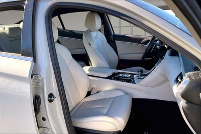 2024 Genesis G70 2.5T